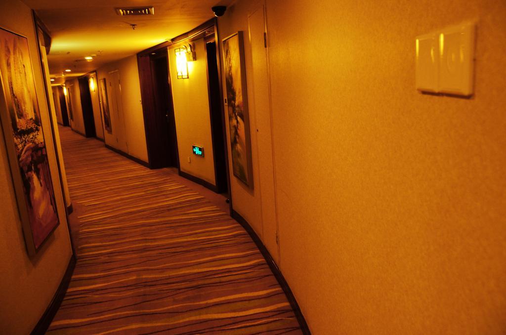 Vienna International Hotel - Expo Branch Šanghaj Exteriér fotografie